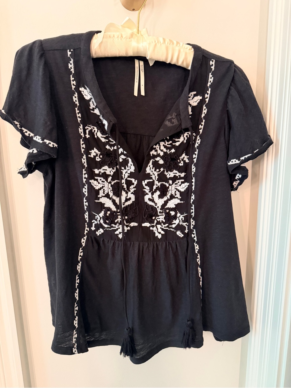 Boho Embroidered Black Women's Peasant Top - Anthropologie